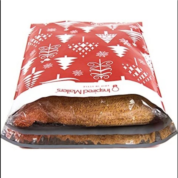 LAST SET‼️🎄20 Premium poly mailers- Red + White Trees! - Picture 3 of 4
